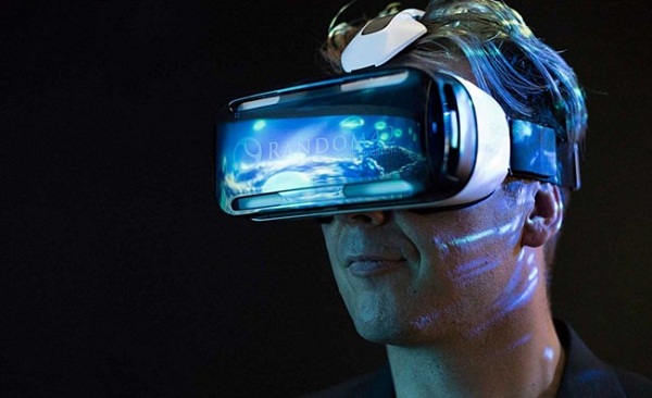 war of virtual reality